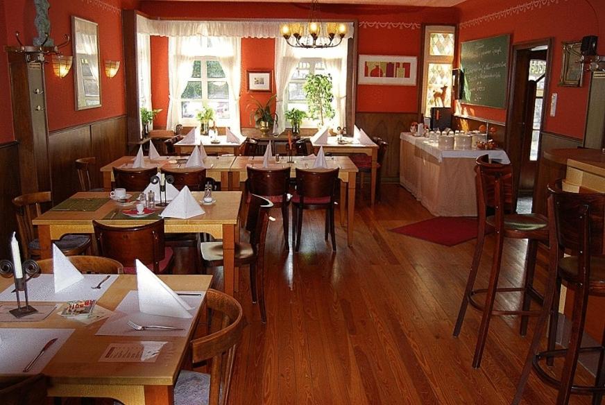 Paciello Restaurant Hotel Велберт Екстериор снимка