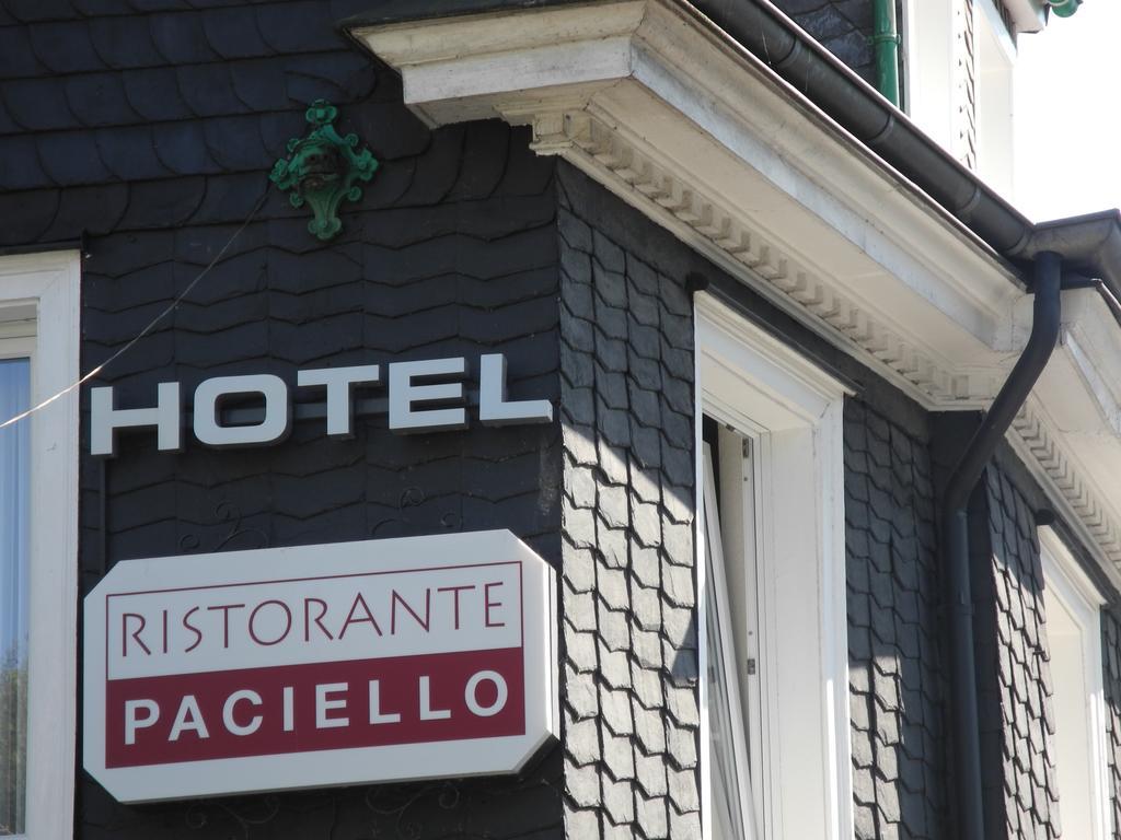 Paciello Restaurant Hotel Велберт Екстериор снимка